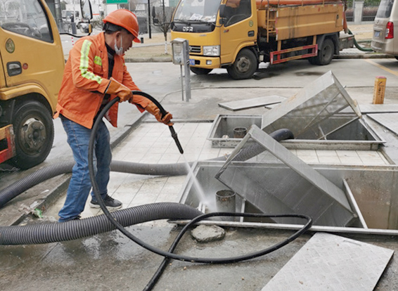 营根镇隔油池清理